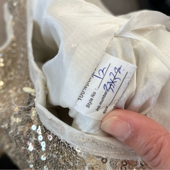 Brand new one shoulder sequins evening gown. Great for wedding or dinner party. - Picture 5 of 5